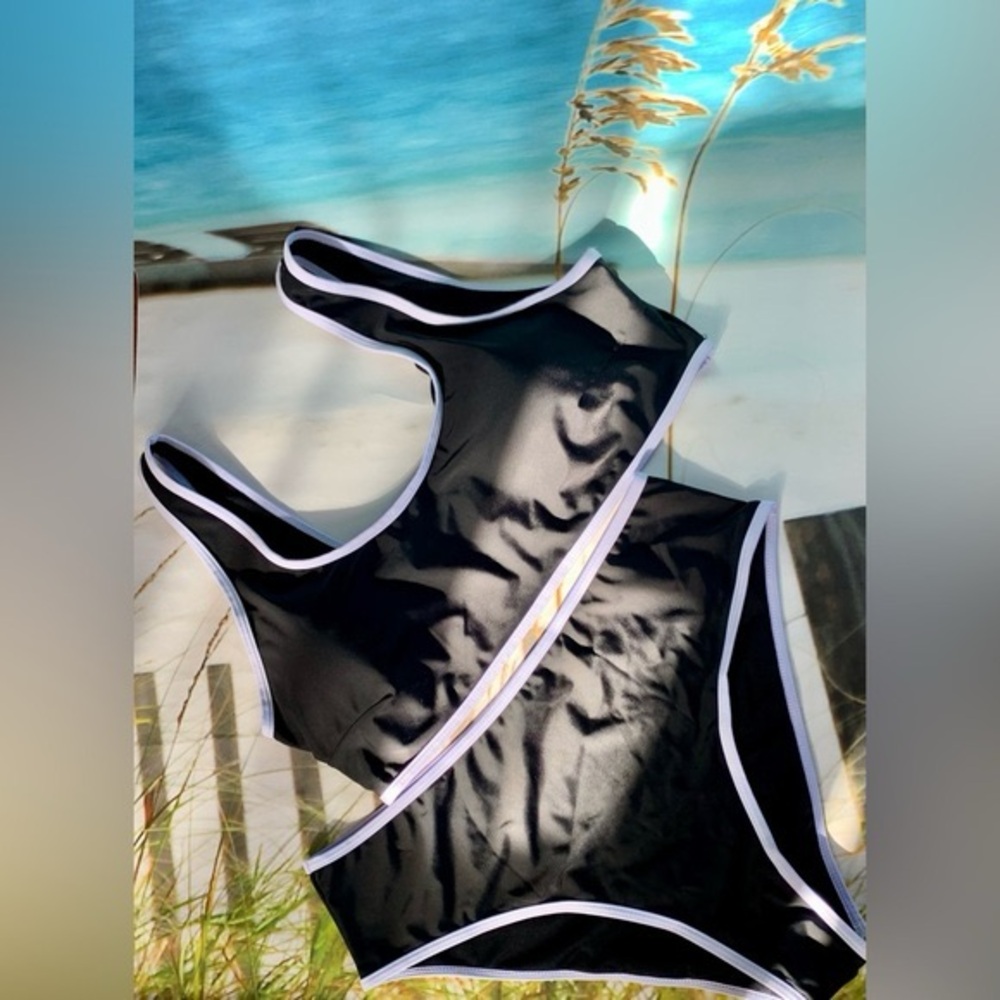 NWOT SHEIN 2 piece Bathinsuit